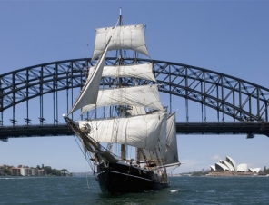 Sailing ship under Sydney Harbour Bridge